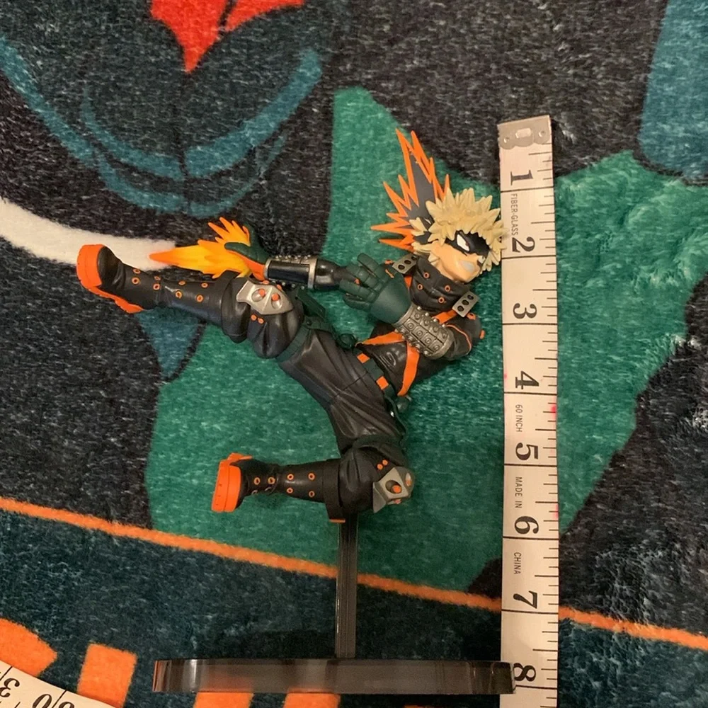 My Hero Academia Throw Blanket & Figurine Bakugo - Picture 11 of 12
